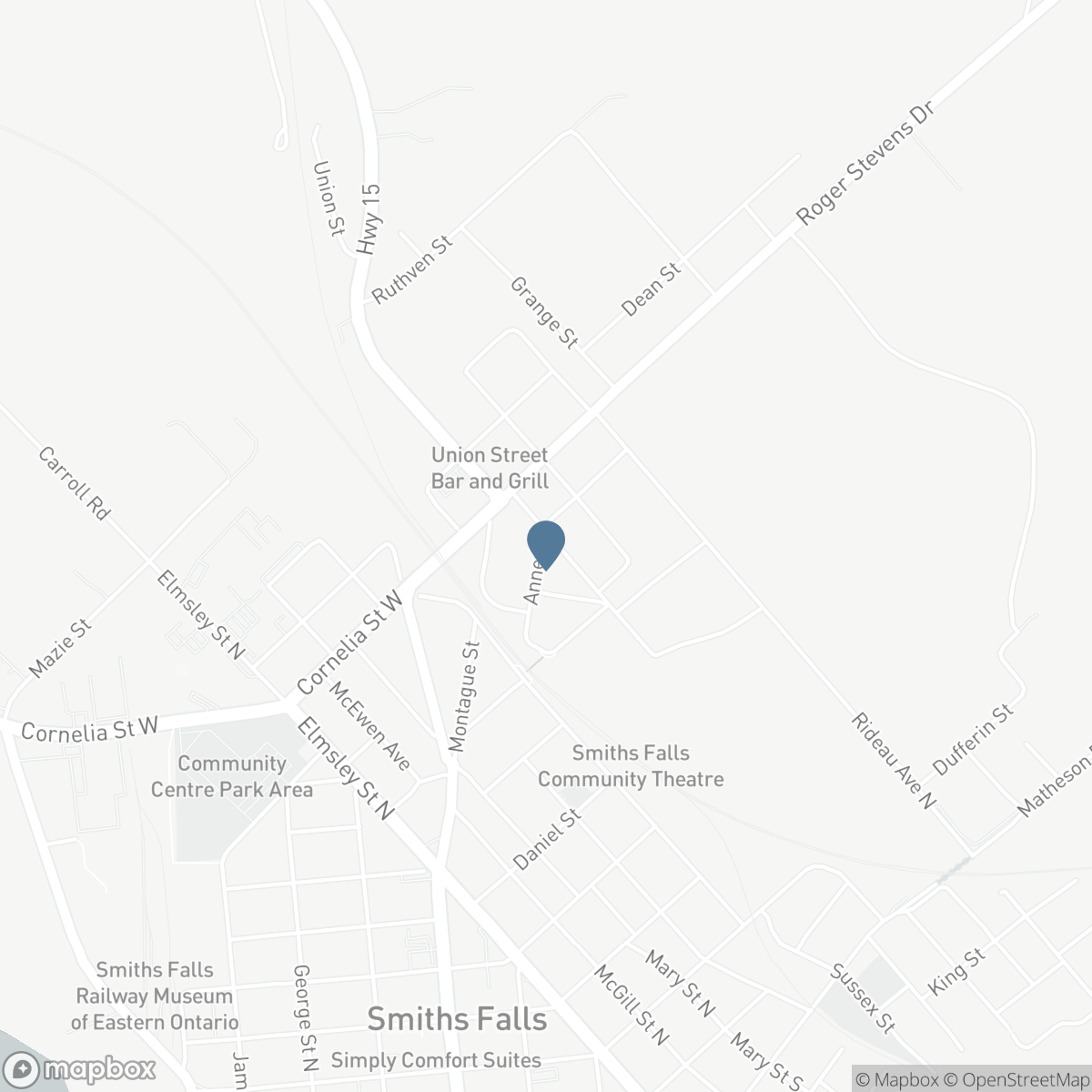 27 ANNE STREET, Smiths Falls, Ontario K7A 2R1